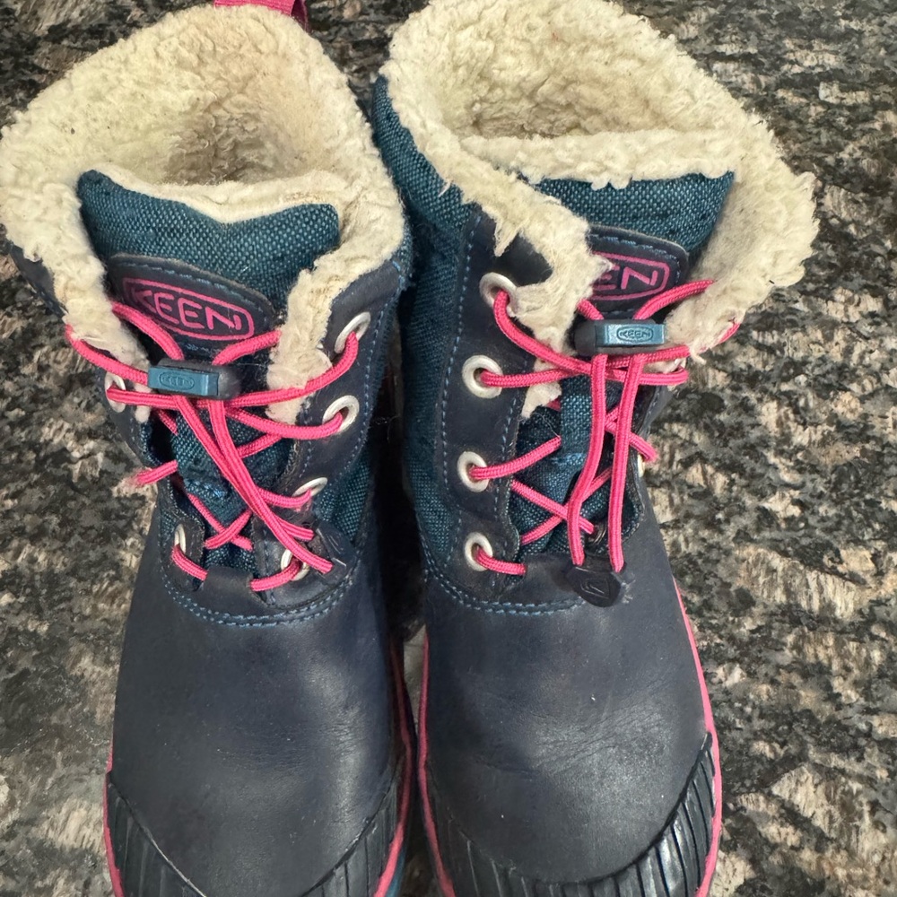 Keen Dark Blue and Pink Insulated Boots